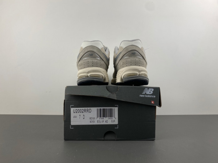 New Balance 2002R