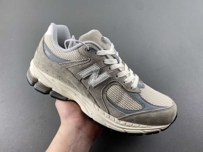 New Balance 2002R