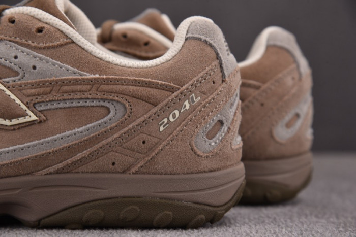 New Balance 204L