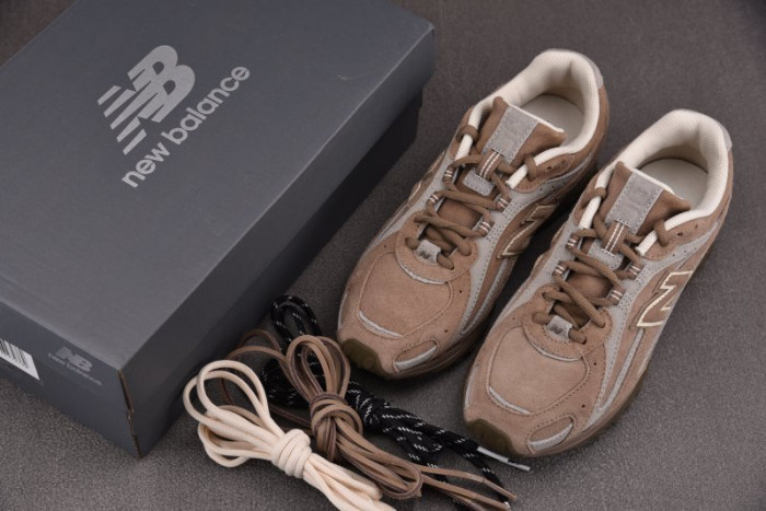 New Balance 204L