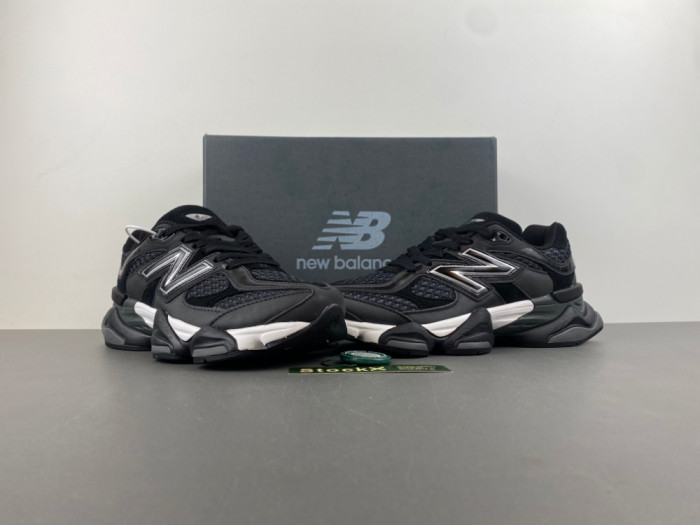 New Balance 1906R